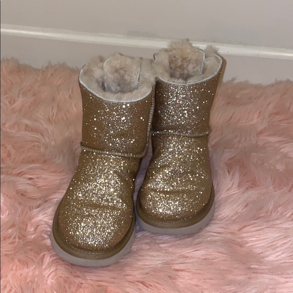 Ugg’s - Picture 2 of 2